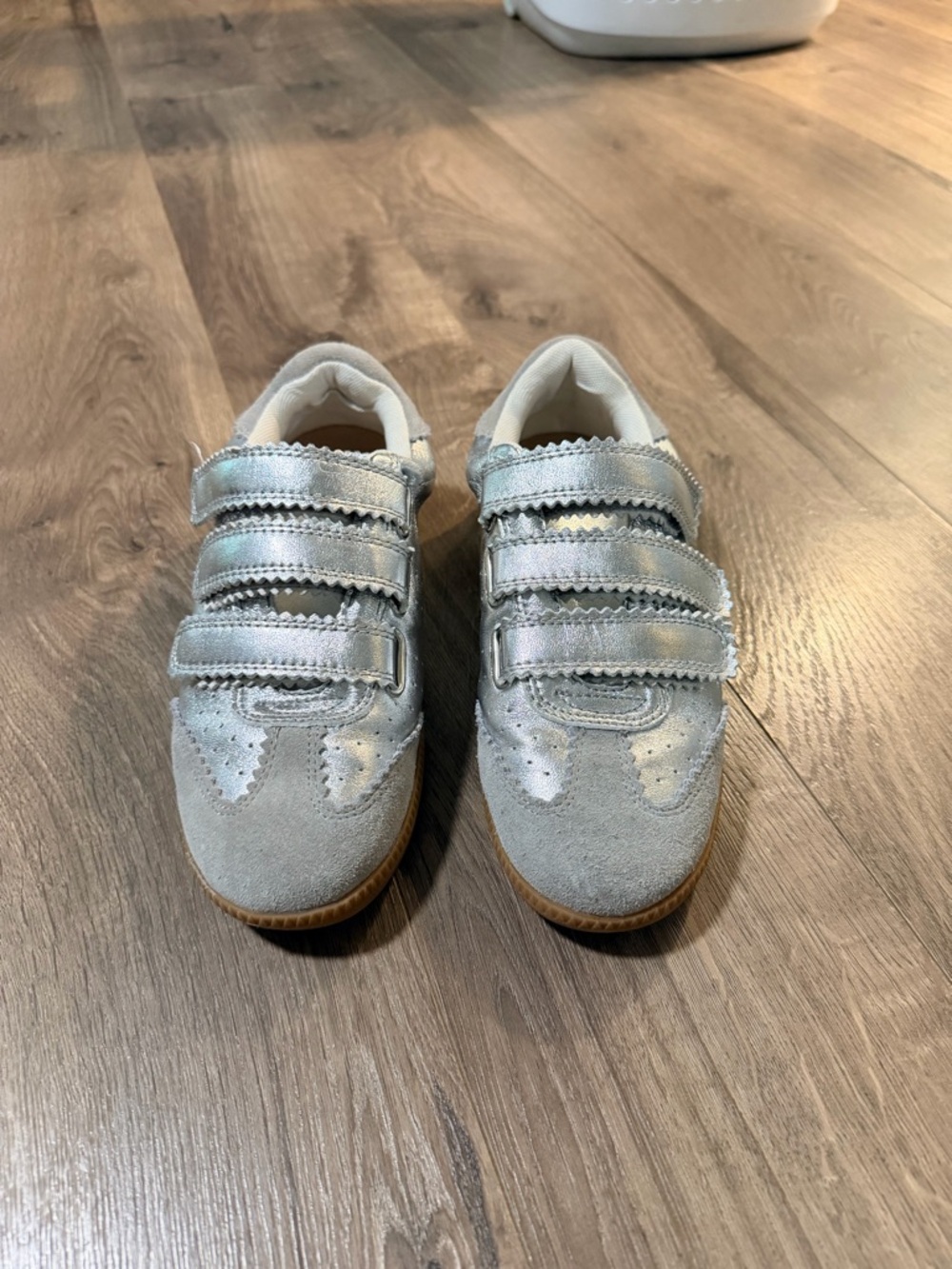 Silent D Women’s  Metallic Silver Velcro Sneakers-Size 7